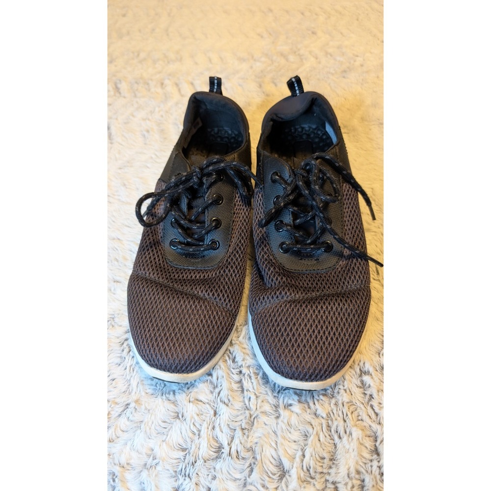 TOMS Black Sneakers Mesh New Size 9.5 Classic Mens Shoes